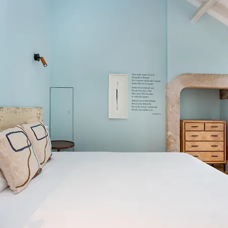 卡萨斯·拜萨 - 朱丽思和马德琳酒店 *