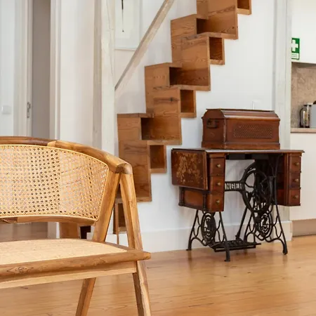 公寓 卡萨斯·拜萨 - 朱丽思和马德琳酒店 *