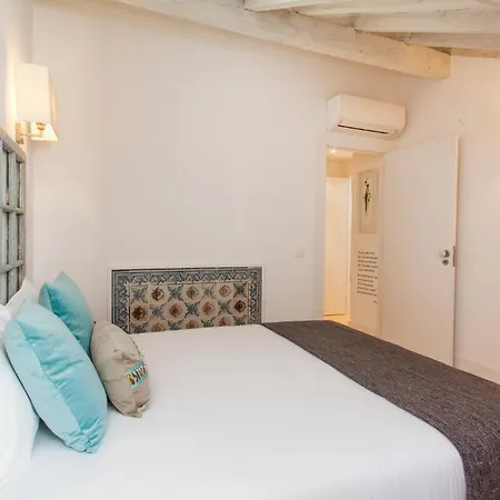 卡萨斯·拜萨 - 朱丽思和马德琳酒店 *