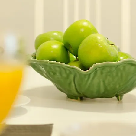 卡萨斯·拜萨 - 朱丽思和马德琳酒店 Lisboa