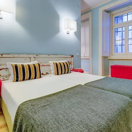 كاساس دا بايكسا - جول آند مادلين * Lisboa